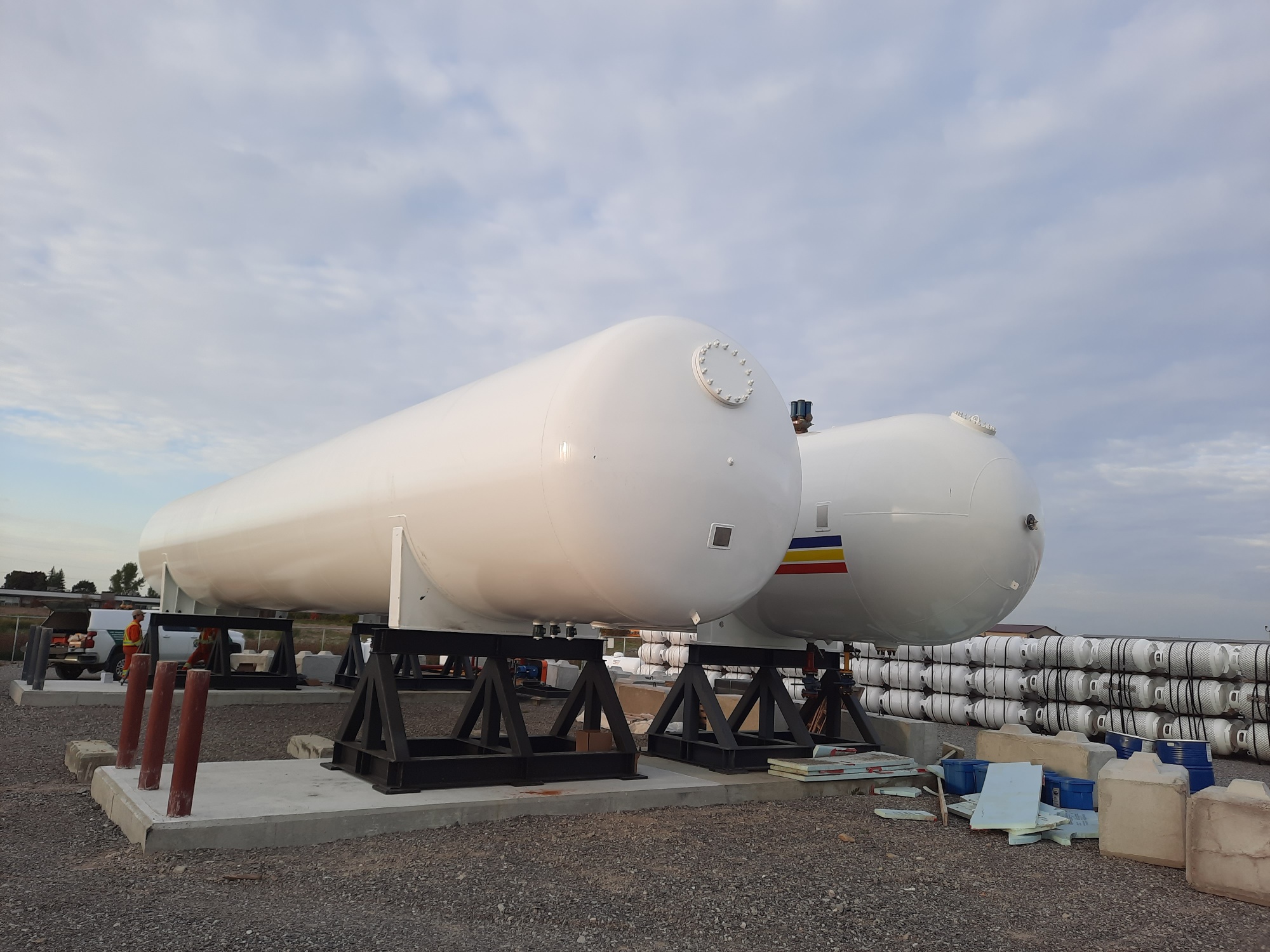 bulk propane tank